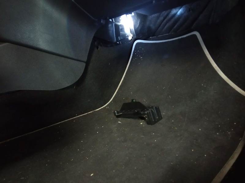 Changement du filtre à air de l'habitacle d'une Dacia Sandero Stepway